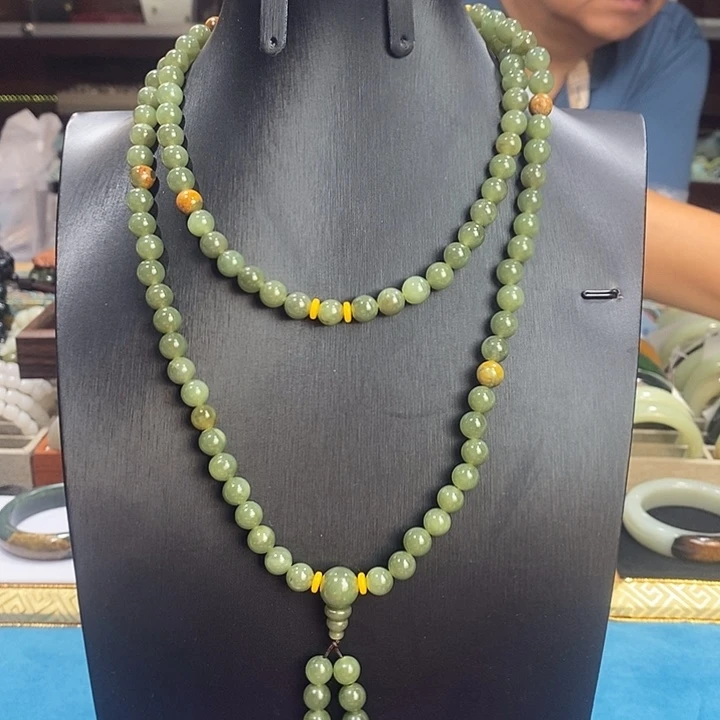 和田玉未镶嵌项链