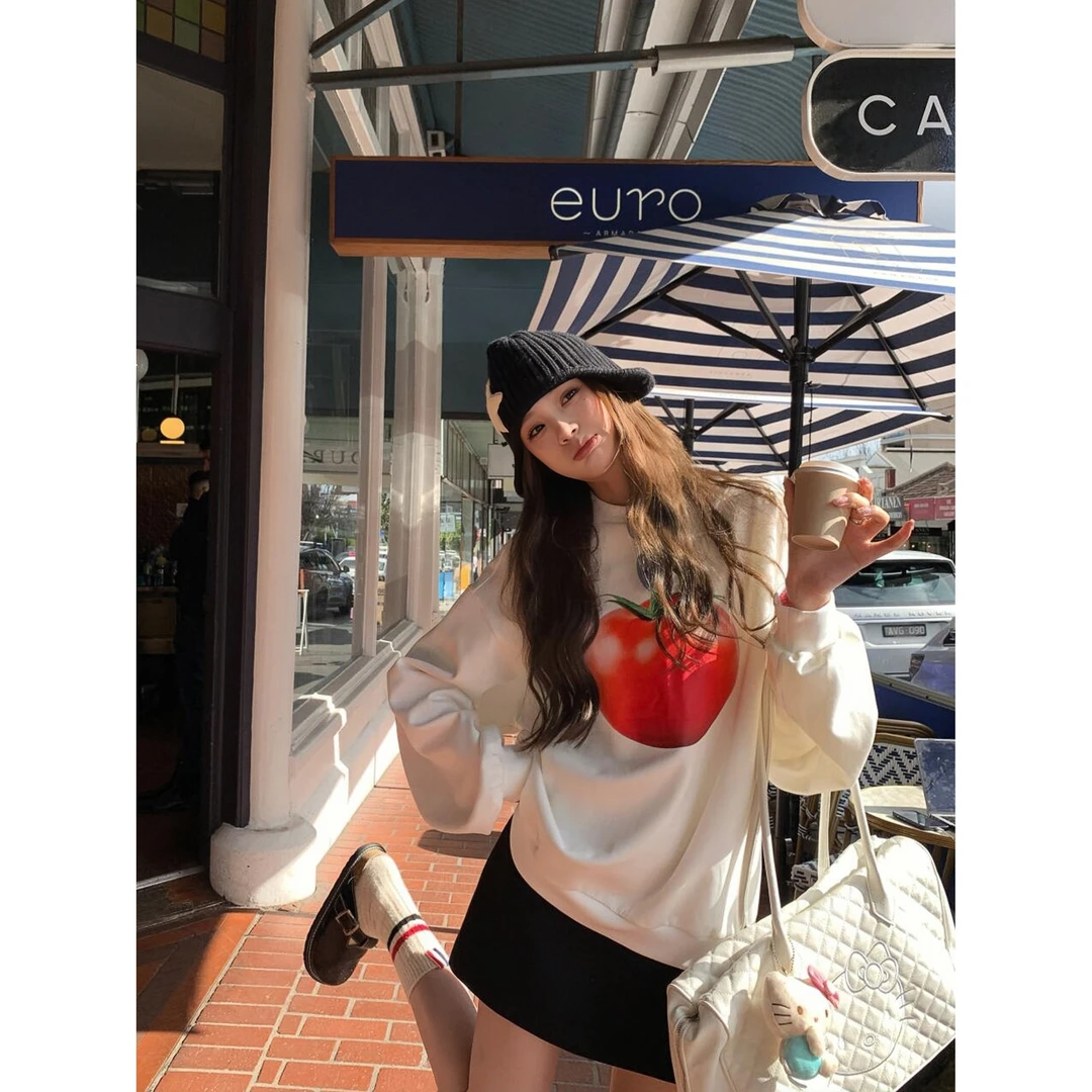 YWBY早秋爆款韩系圆领卫衣女舒适宽松设计感百搭时尚慵懒风上衣