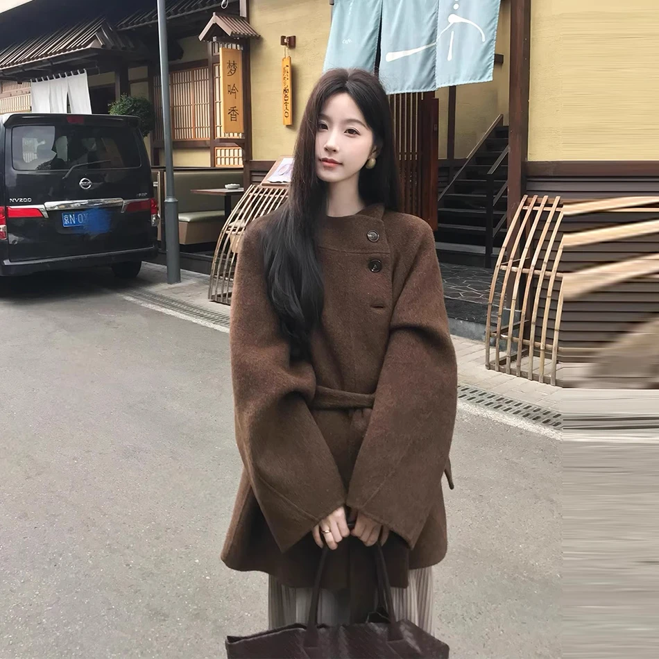 2025秋冬炸街中长款双面绒毛呢外套女赫本风立领小个子呢子大衣