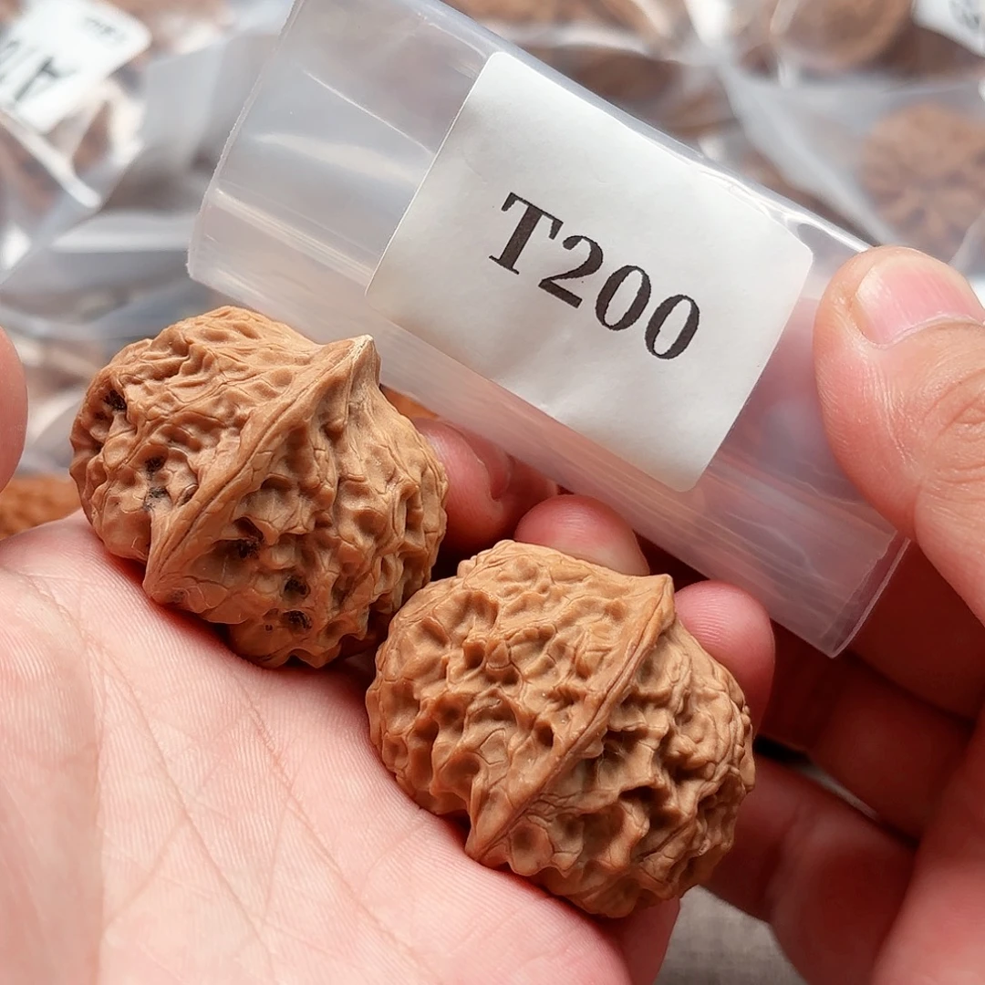 文玩核桃把件玉枕T200