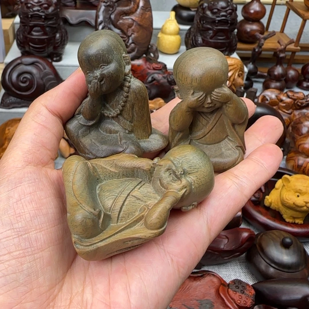无***劫木绿檀木雕刻小和尚三个