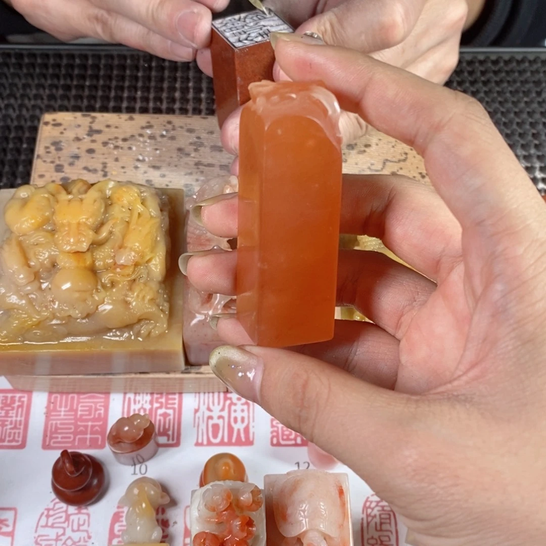 寿山石何***何成品正章书法用品