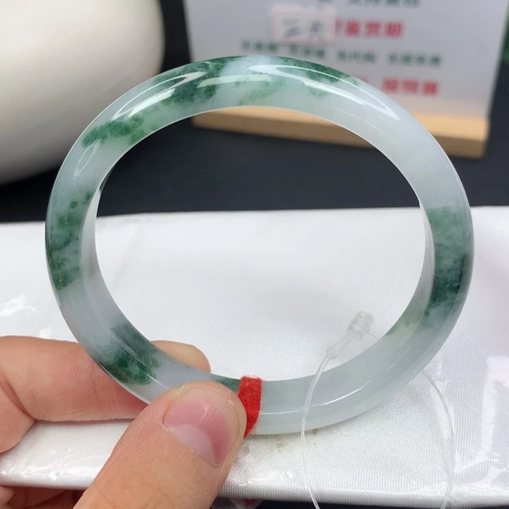 翡翠手镯未镶嵌56圈飘花贵妃翡翠手镯