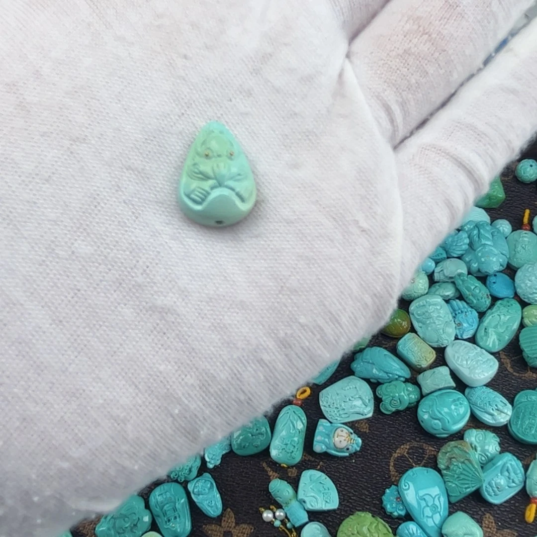 绿松石未镶嵌吊坠