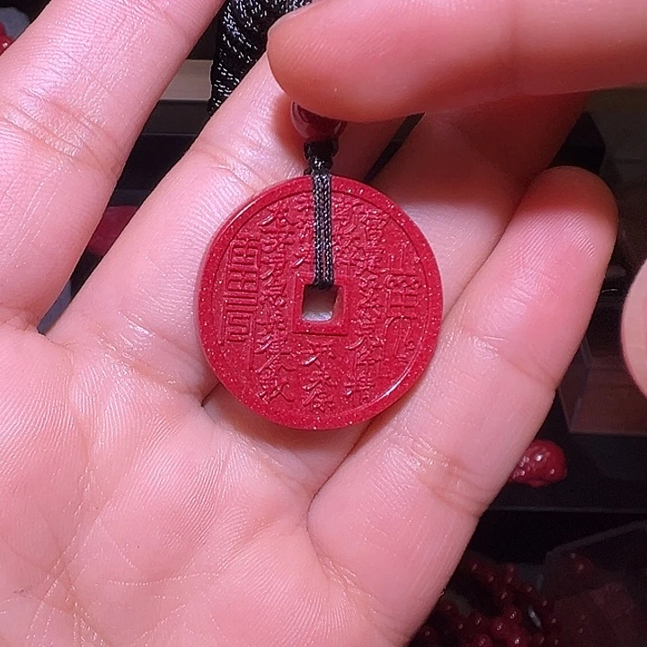 天然辰砂三鬼吊坠