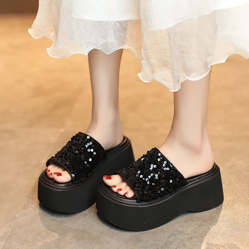 高级感拖鞋女夏季外穿ins厚底增高休闲一字凉拖2025新款百搭爆款