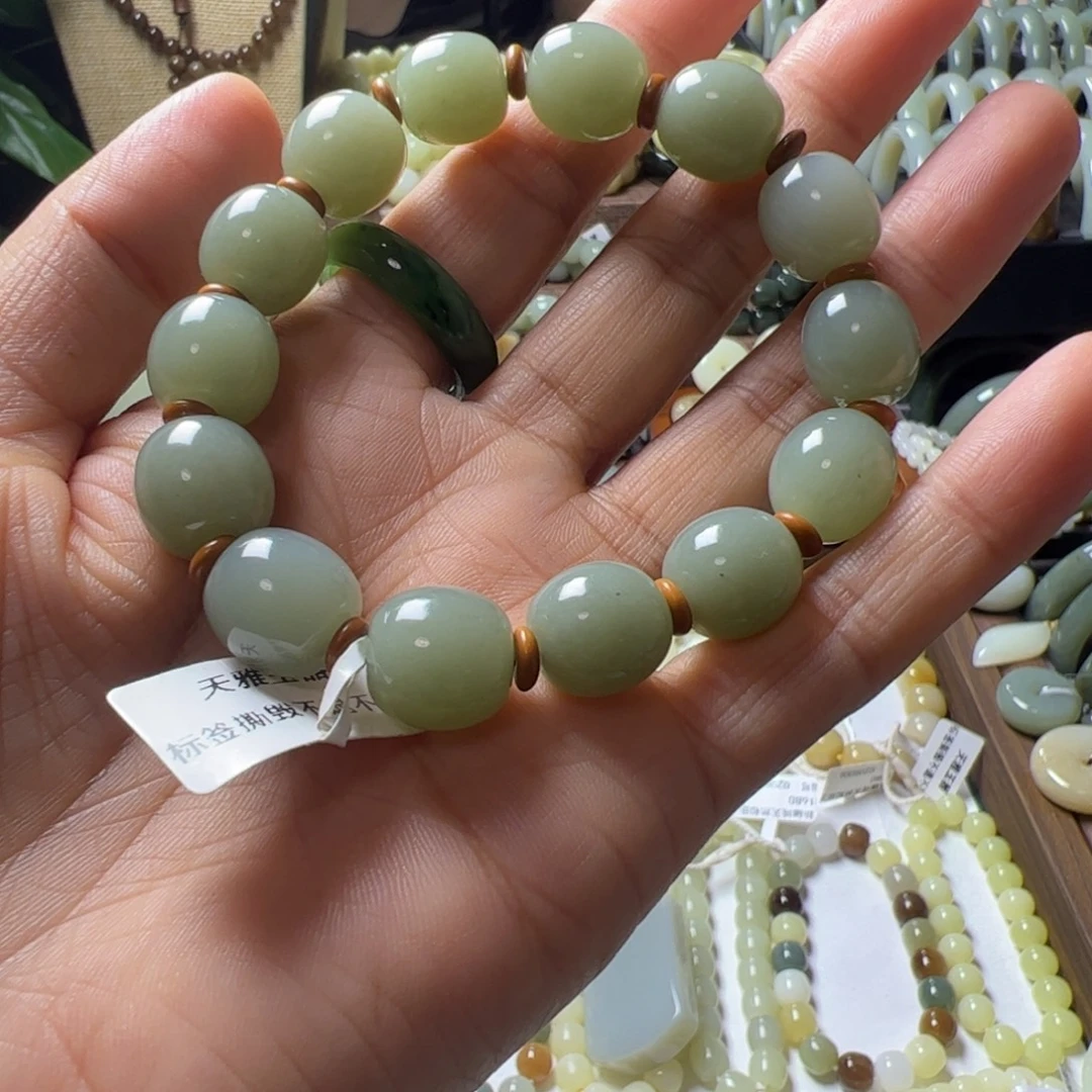 馬****未镶嵌手链和田玉