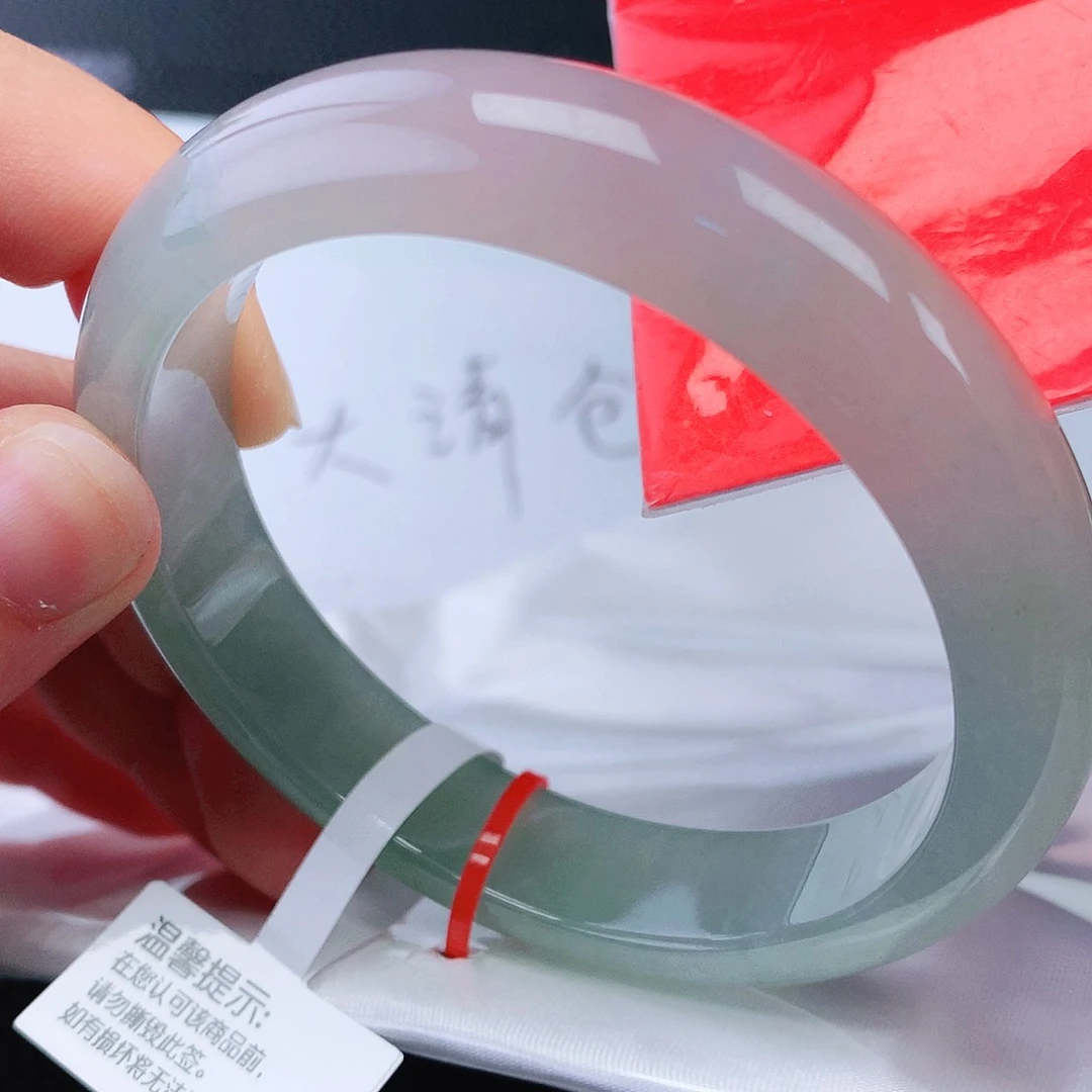未镶嵌手镯翡翠58圈