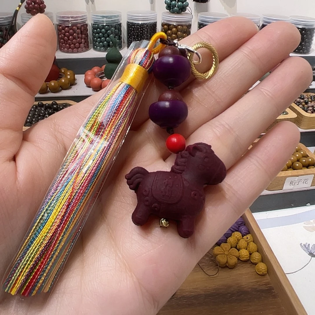 泥塑合香珠马上有钱红色小马