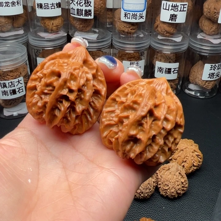 文玩核桃吊坠曹大龙39