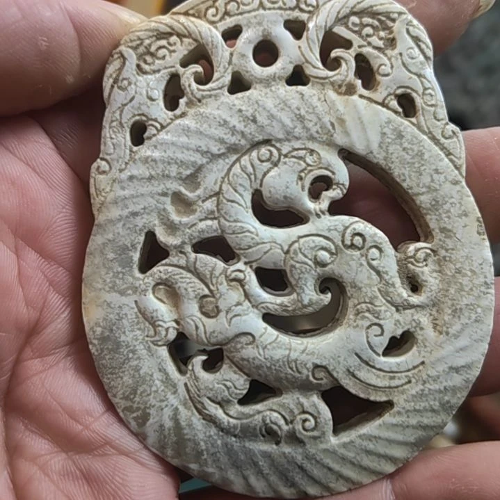 和田玉（糖玉）未镶嵌挂件