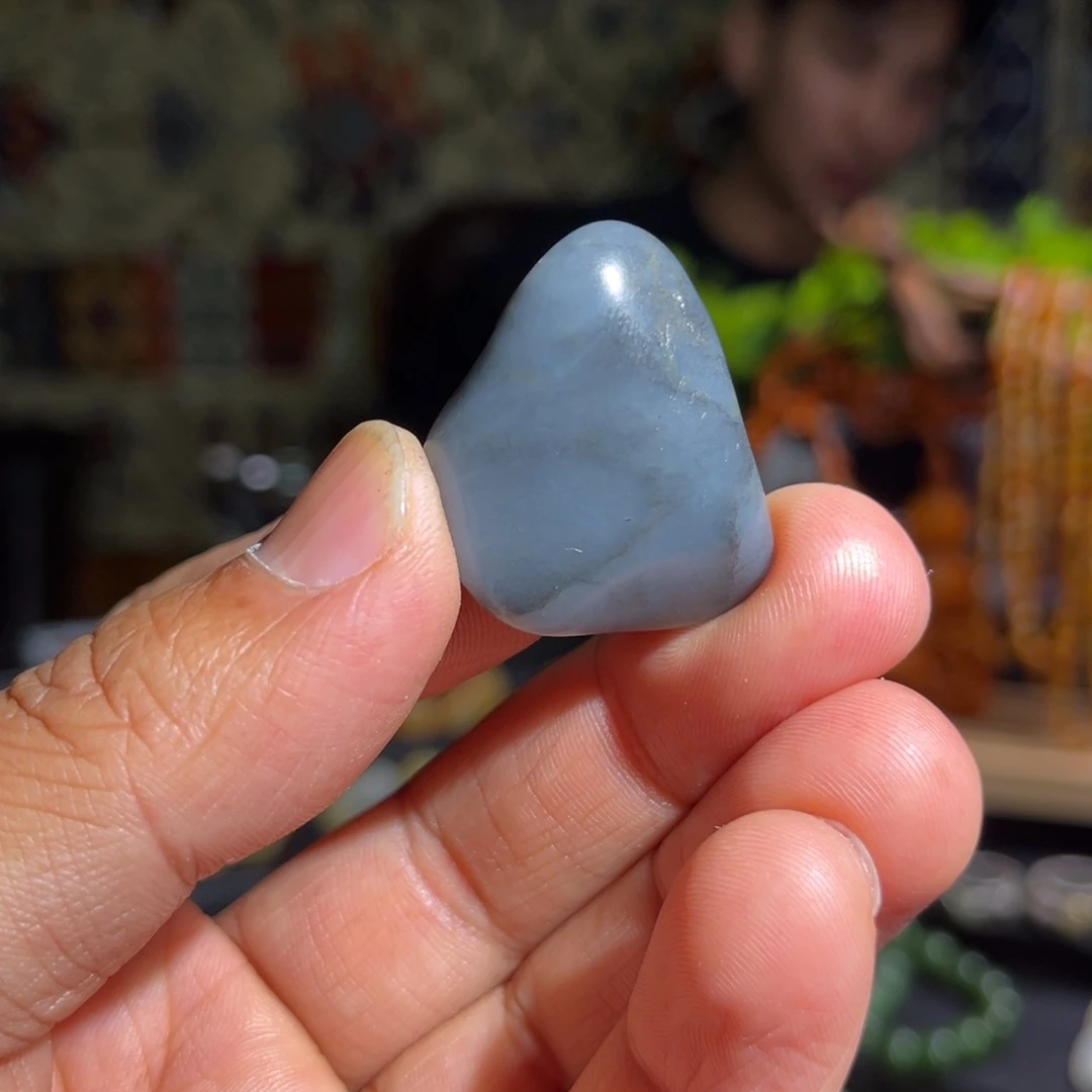 颈饰未镶嵌和田玉（糖玉）