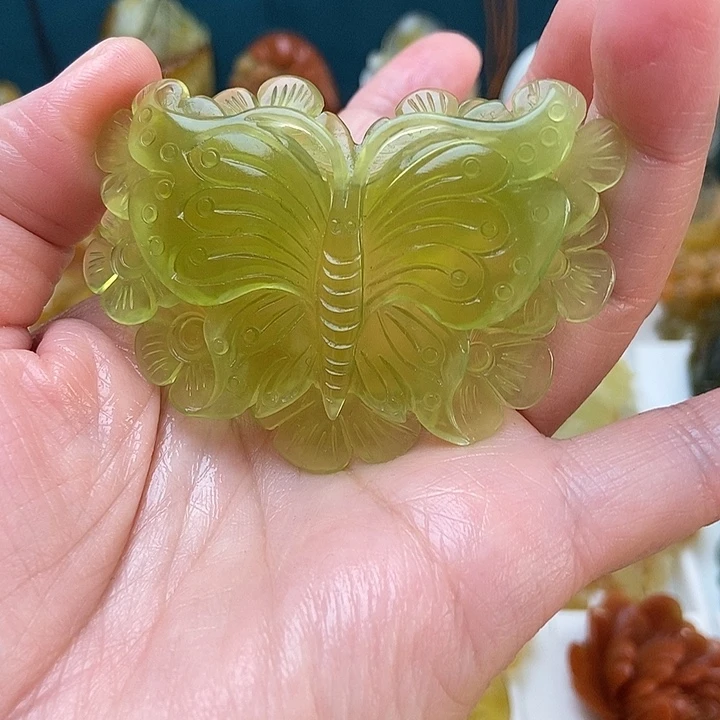 蛇纹石玉合金颈饰