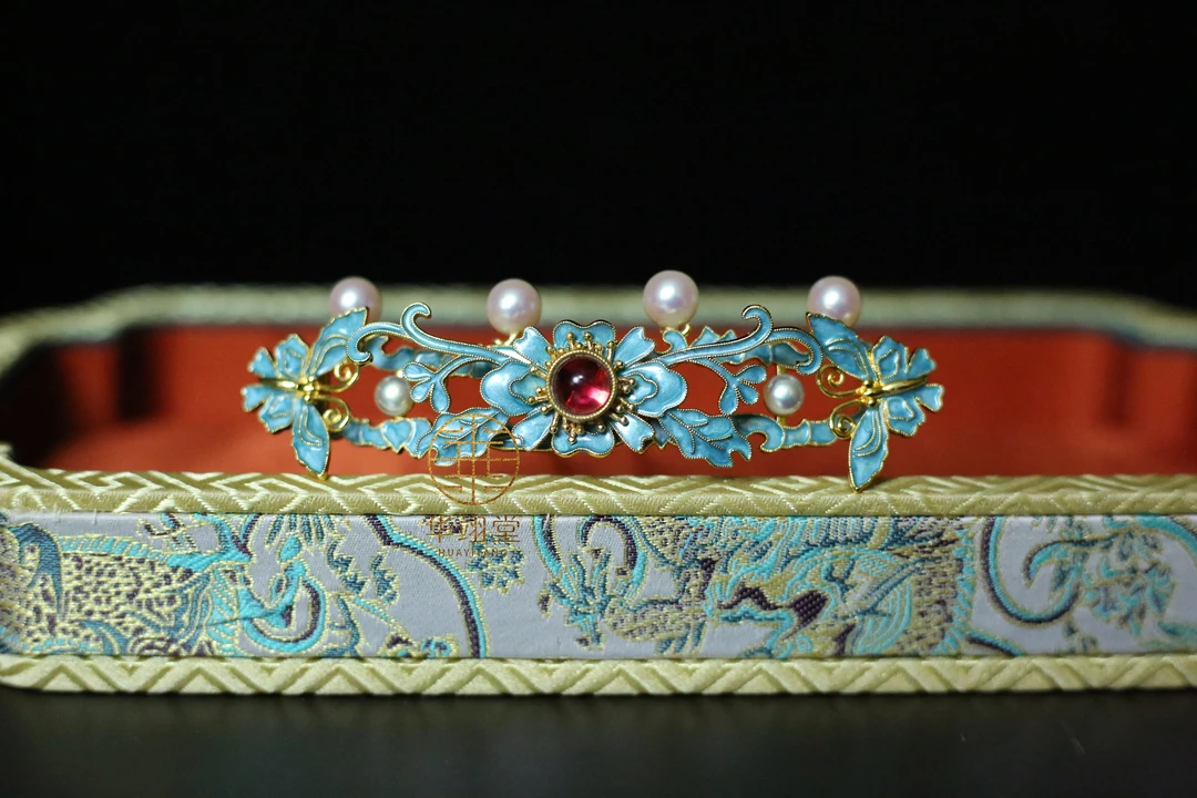 铜合金婚庆饰品 华翊堂原创设计国风铜镀金烧蓝宝限量银蓝小冠