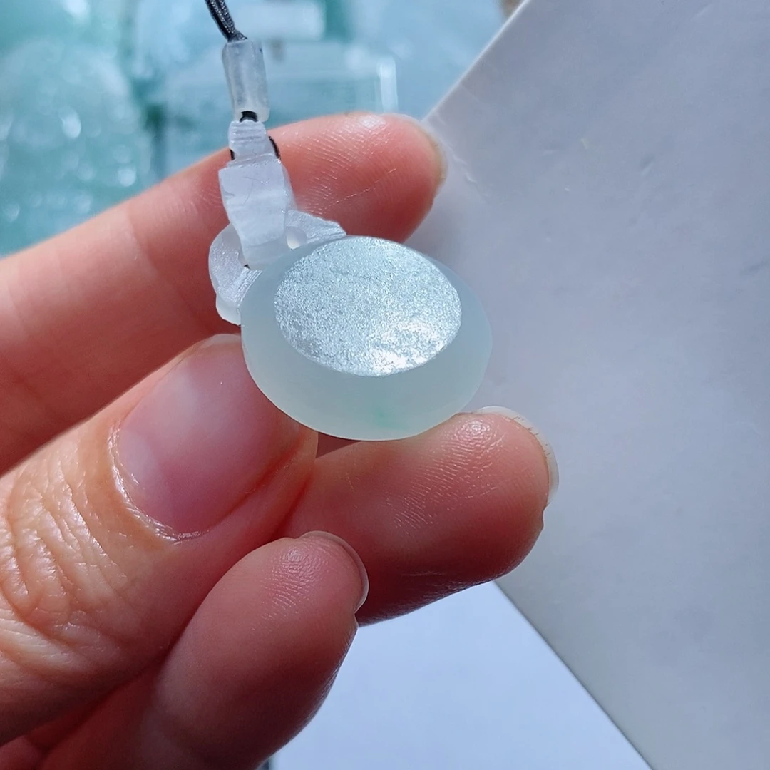 定制翡翠未镶嵌毛货付款后确认抛光