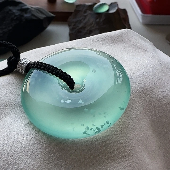 岫玉未镶嵌吊坠(不含链)