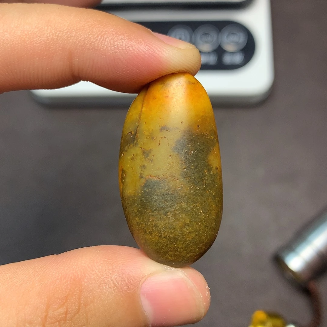 和田玉（糖玉）未镶嵌挂件