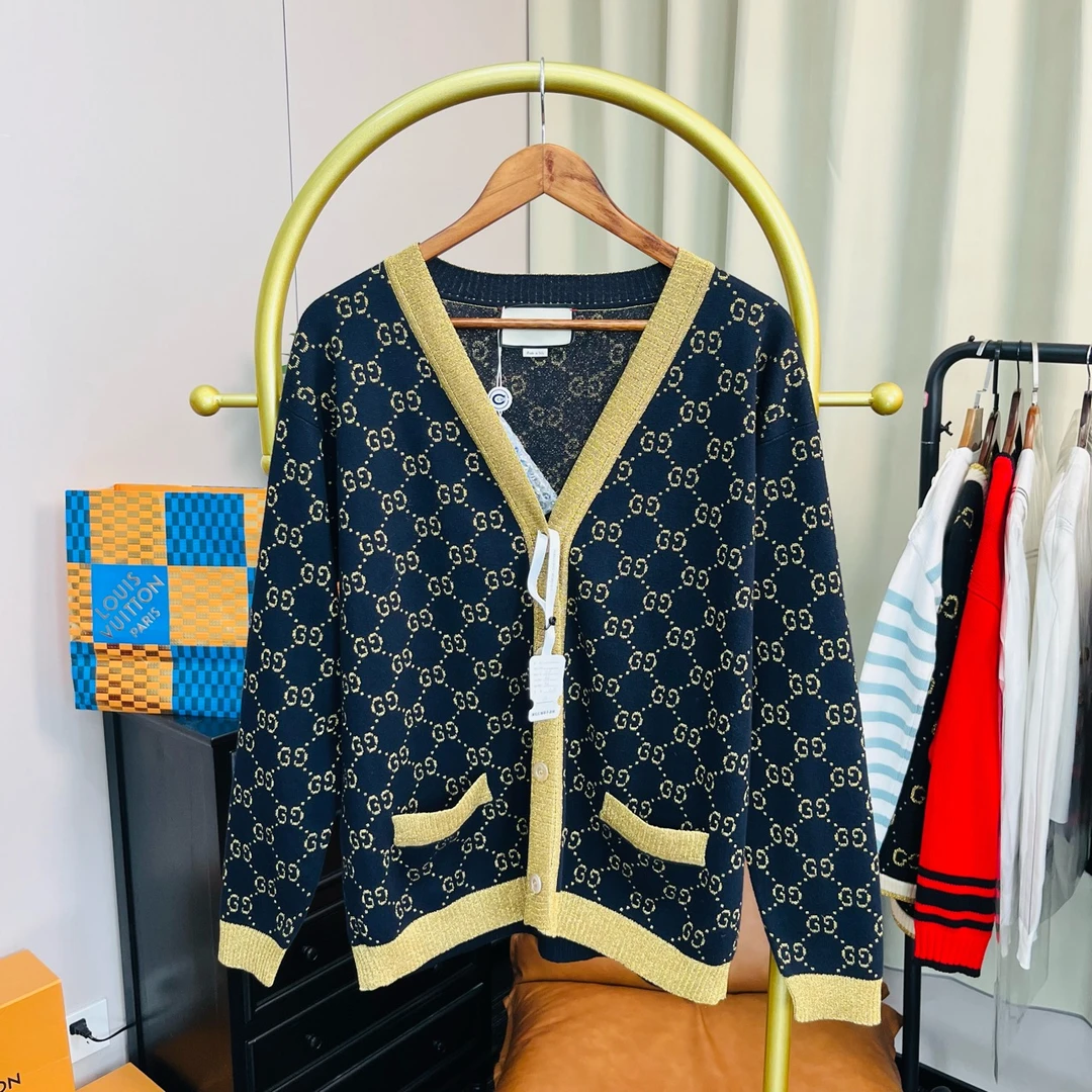 99新 GUCCI/古驰 黑金满印开衫 m码
