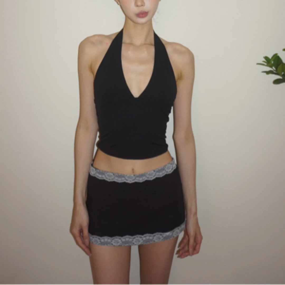 kissable 蕾丝边低腰短裙