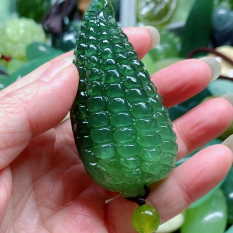 蛇纹石玉未镶嵌手把件