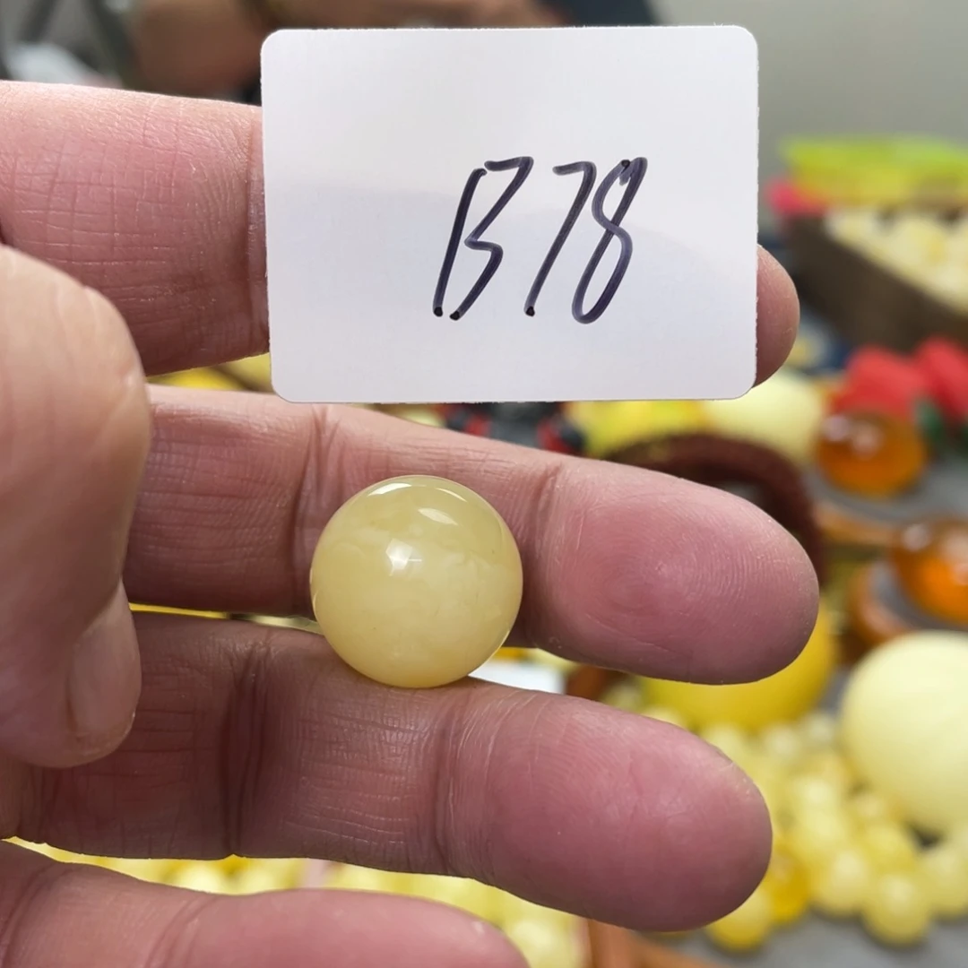 手链琥珀未镶嵌多样性发，发其中一件