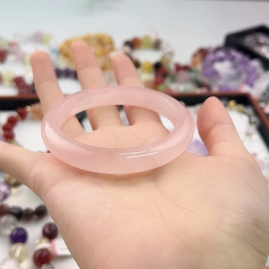 未镶嵌手镯水晶粉水晶手镯