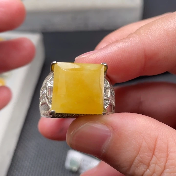 翡翠未镶嵌戒指缅甸天然翡翠