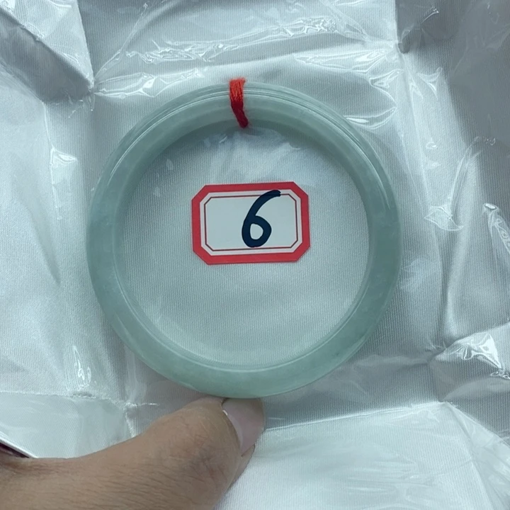 翡翠未镶嵌手镯翡翠