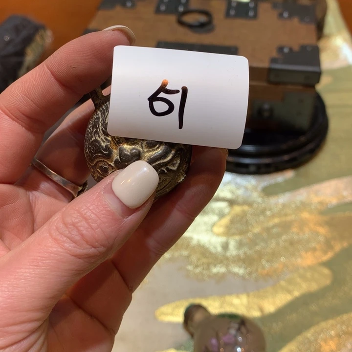 瓷片宜*哈哈哈哈哈我真的好51