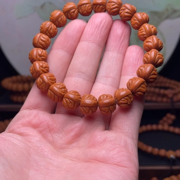 我***啊手串桃核12金蟾手串