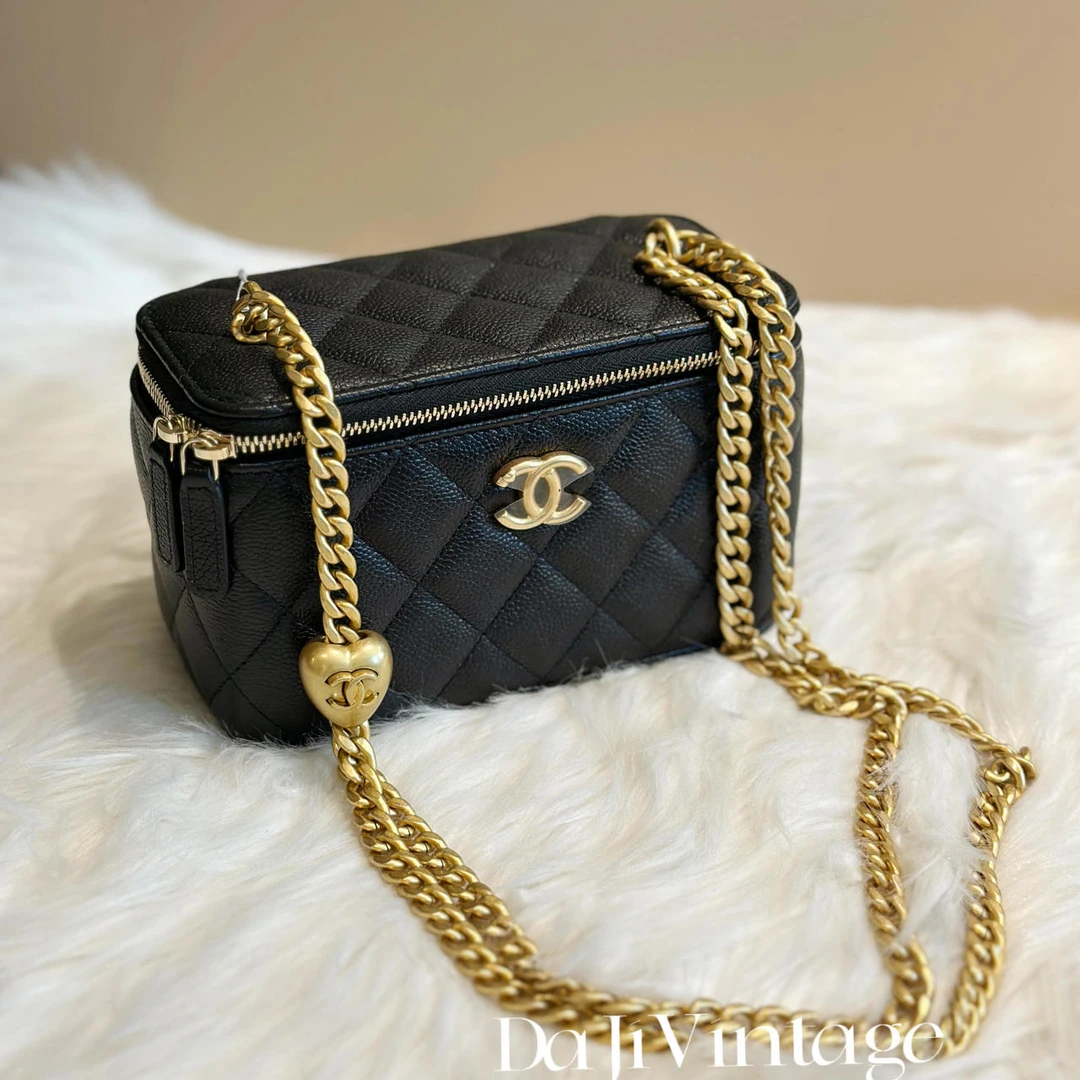 大吉中古/Chanel香奈儿24p黑金爱心金球长盒子斜挎包