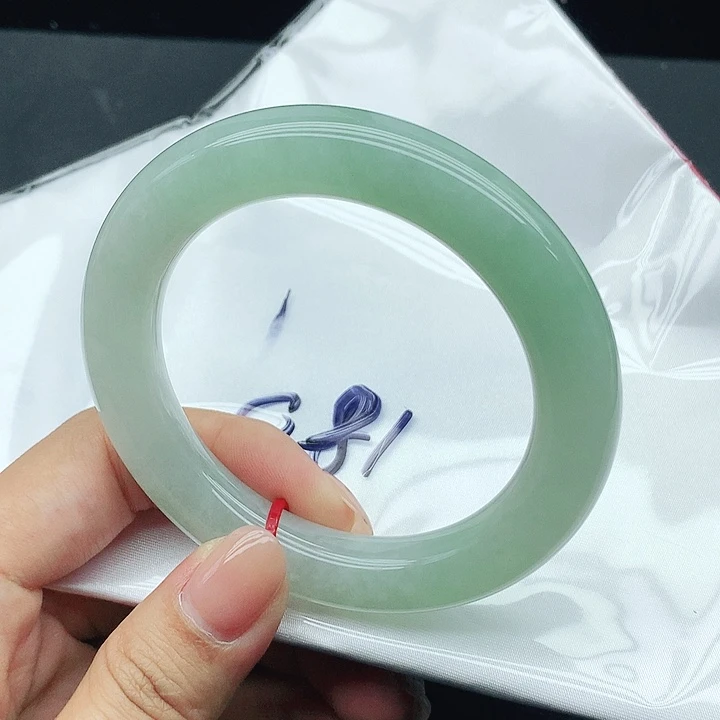 未镶嵌手镯翡翠180