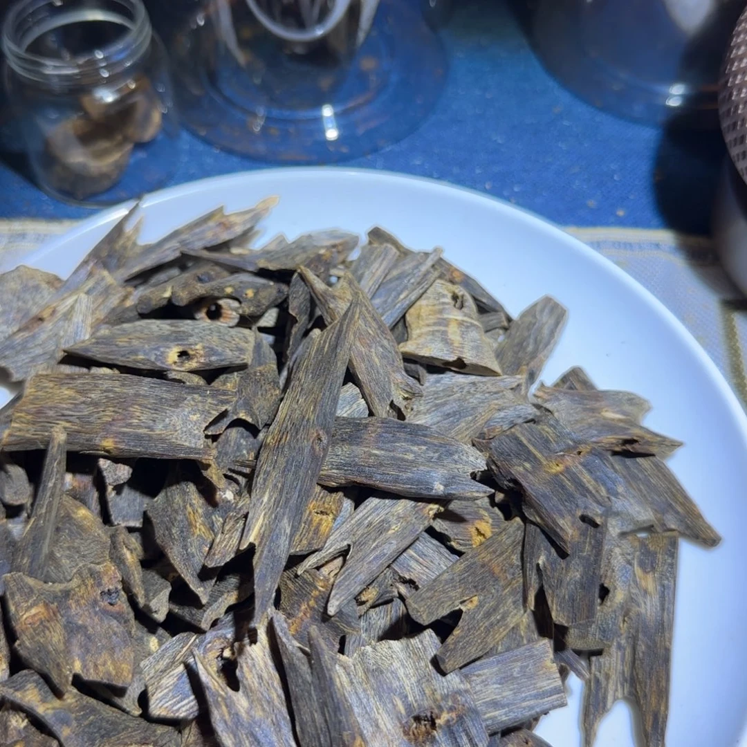 沉香沉香碎屑海南老白棋沉水母树252克