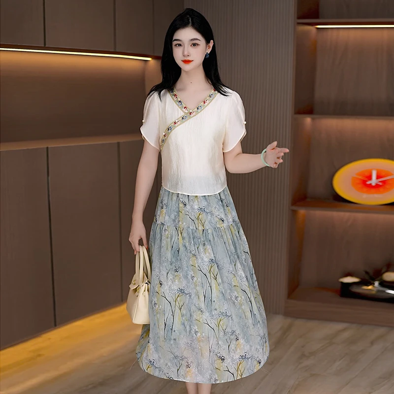 气质连衣裙新款国风复古设计感拼接假两件优雅裙子中长款