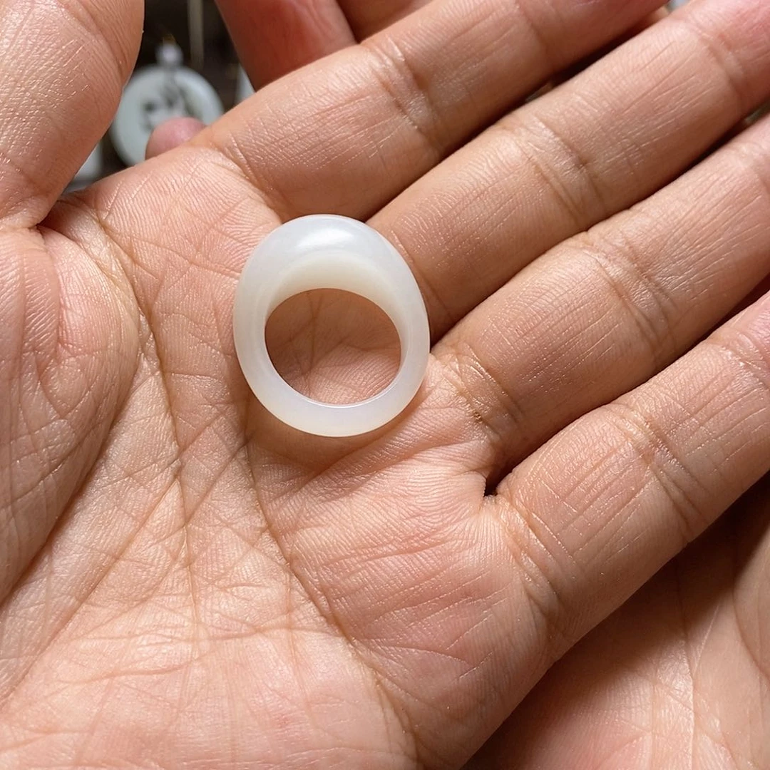 和田玉挂件未镶嵌S**a