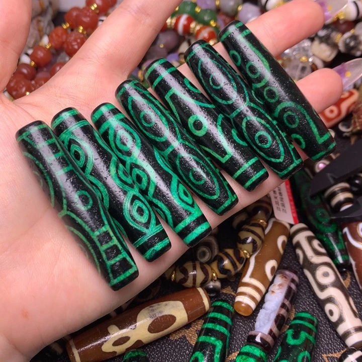 双***️玛瑙/玉髓未镶嵌发一个