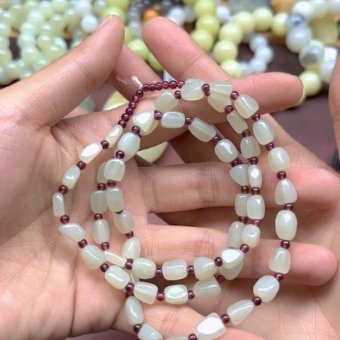 和田玉项链未镶嵌