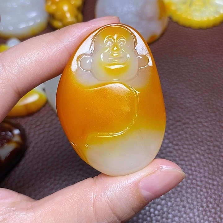 不***锋和田玉未镶嵌颈饰