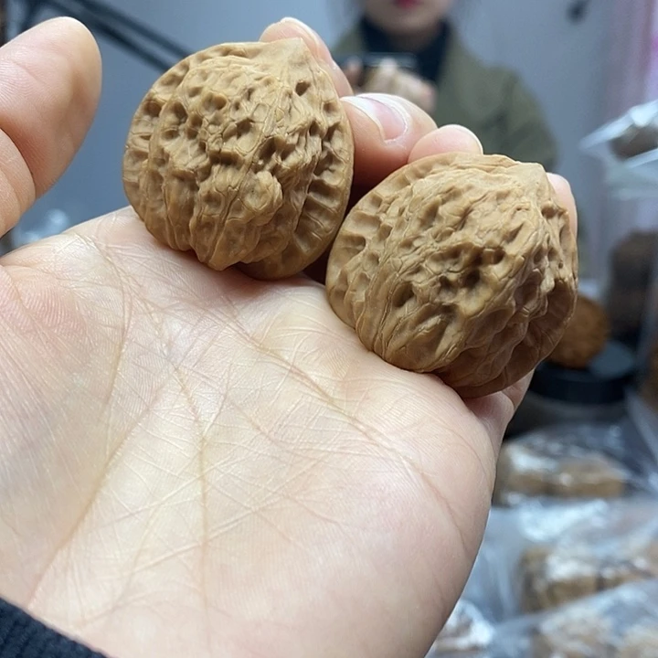 把件文玩核桃36崔凯老树
