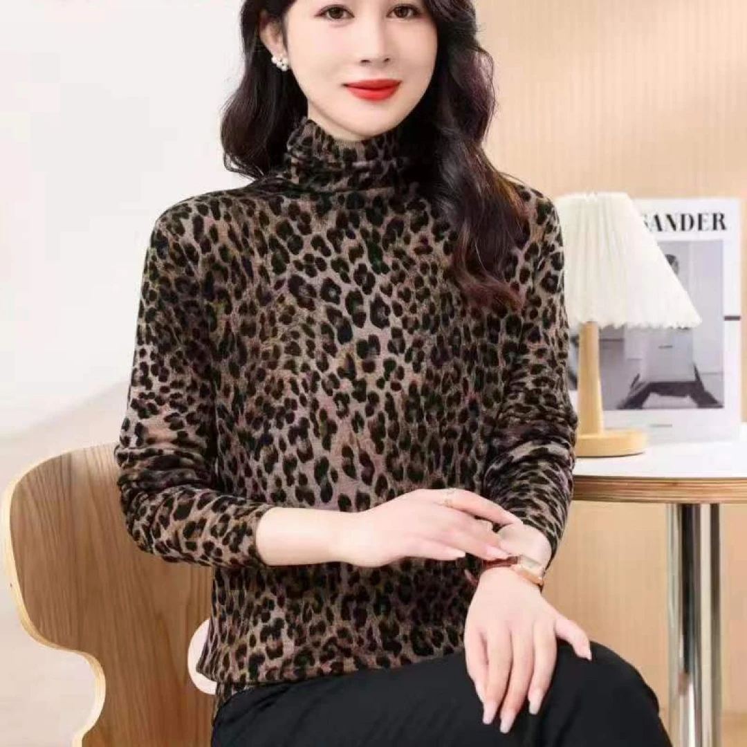 秋冬百搭洋气薄款水溶羊毛打底衫女中年气质2025新款内搭