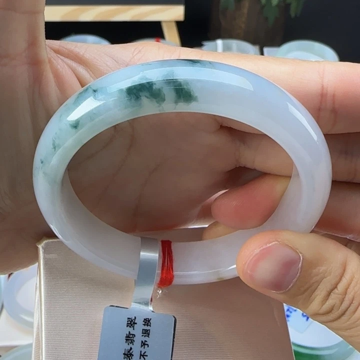 未镶嵌手镯翡翠翡翠手镯