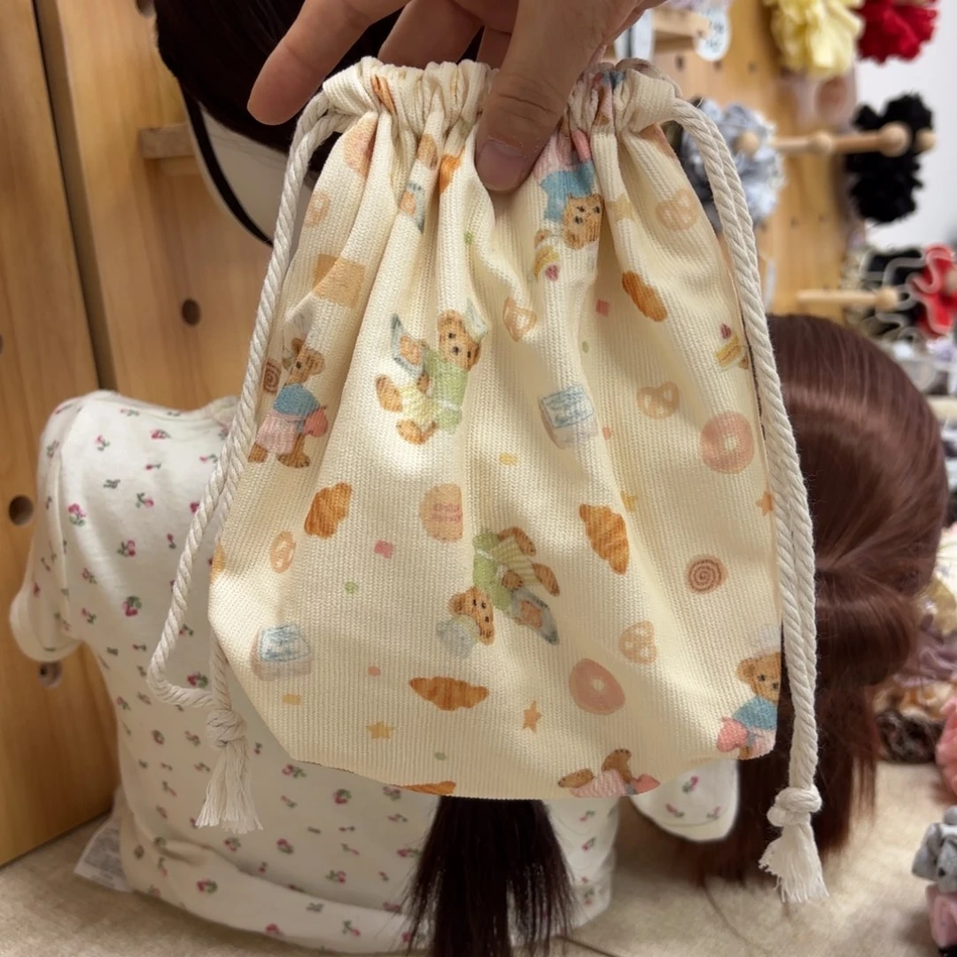 非金属布艺小熊束口袋
