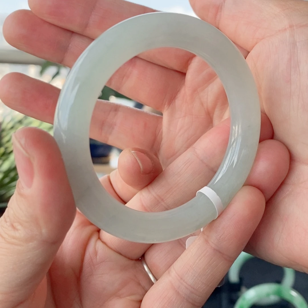 翡翠未镶嵌手镯8号