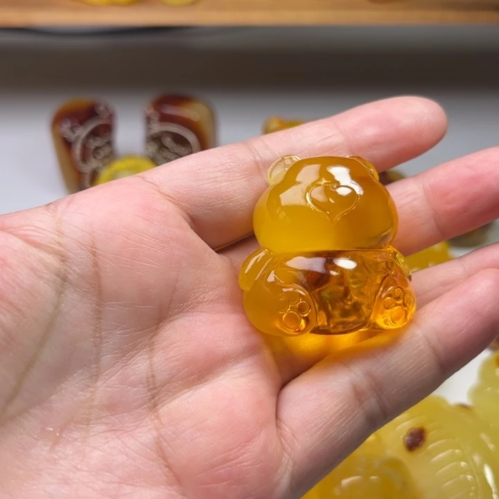 琥珀颈饰未镶嵌琥珀蜜蜡