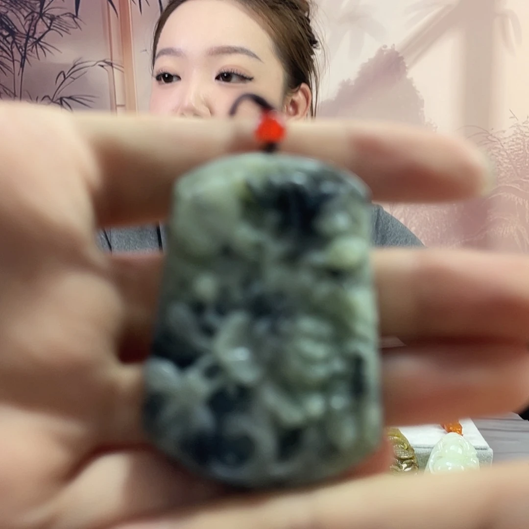 蛇纹石玉未镶嵌吊坠(赠链)