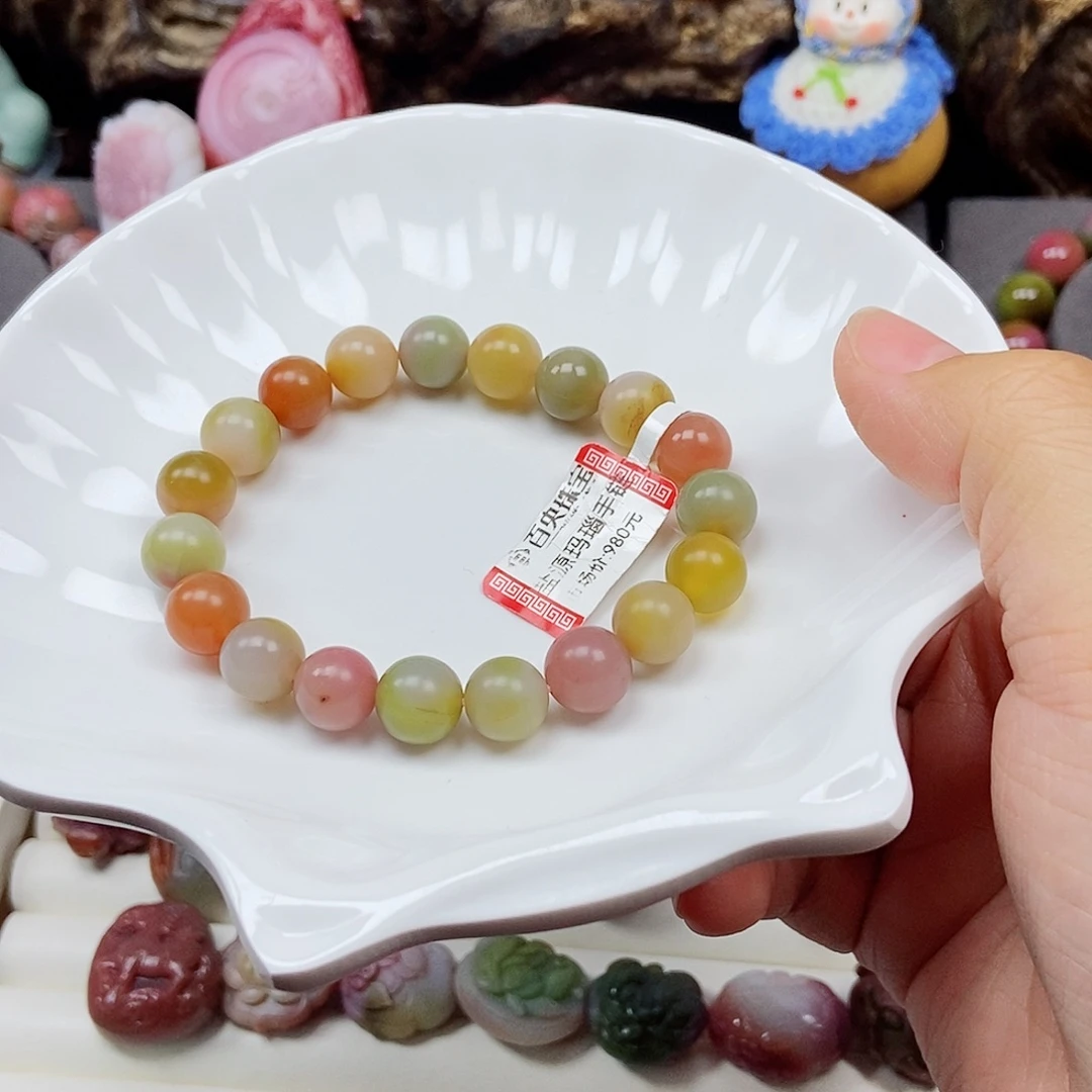 未镶嵌石英质玉（盐源）珠宝半成品