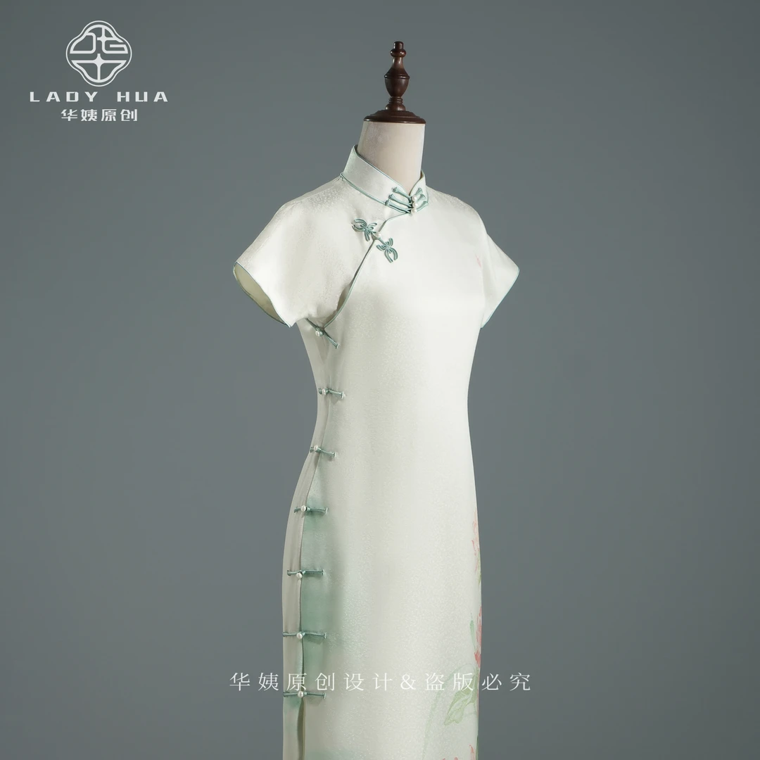 一鹭莲科华姨原创旗袍定位花古法全开襟桑蚕丝白色日常中国风女装