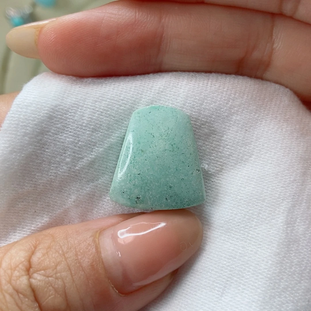 未镶嵌南红玛瑙珠宝奇石