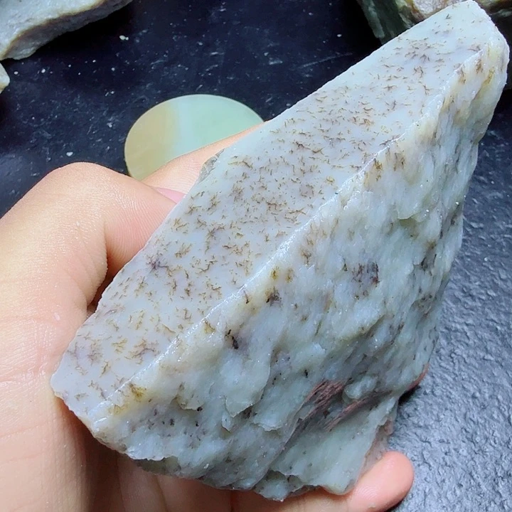 和田玉（糖玉）未镶嵌珠宝奇石