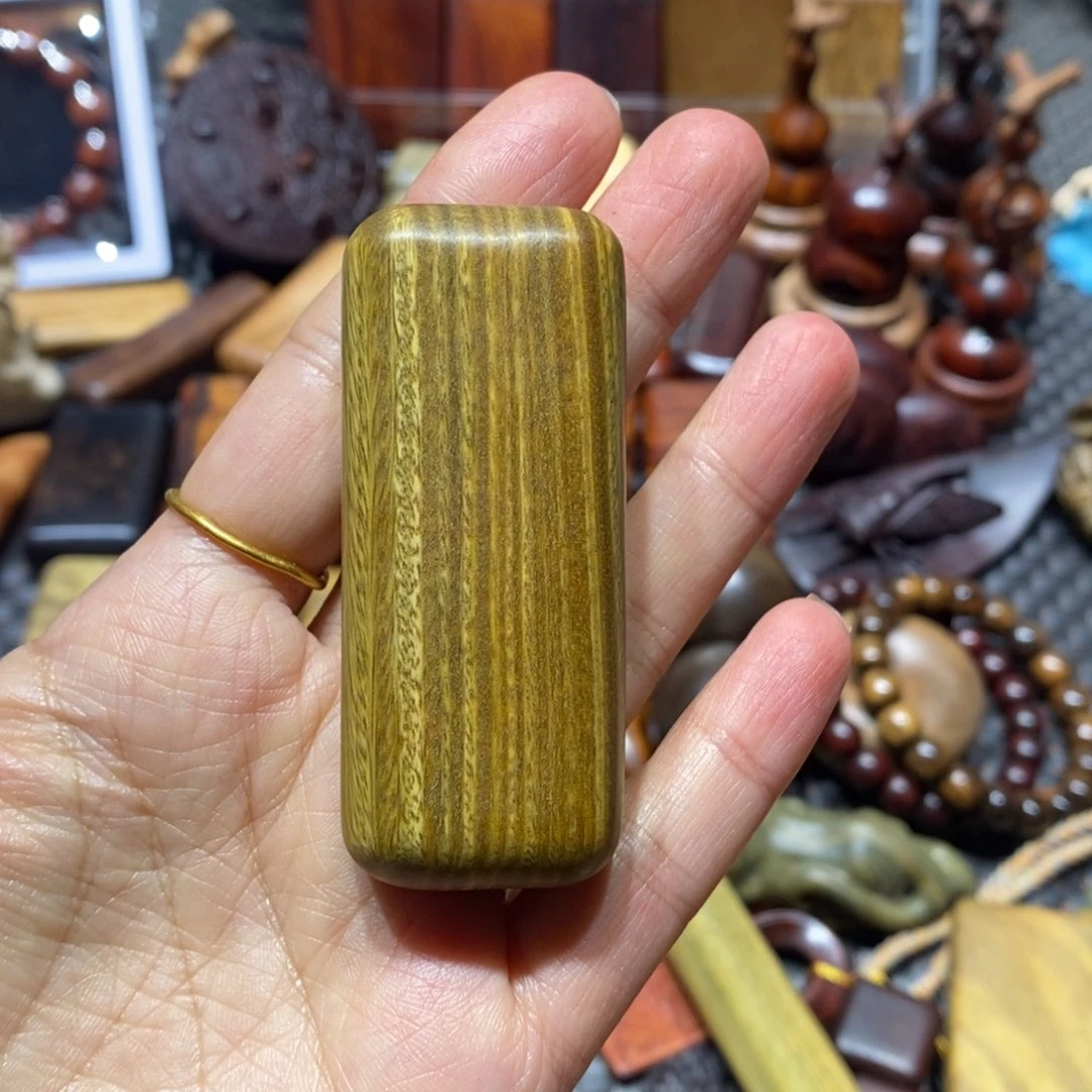 木O*绿檀木木块一个